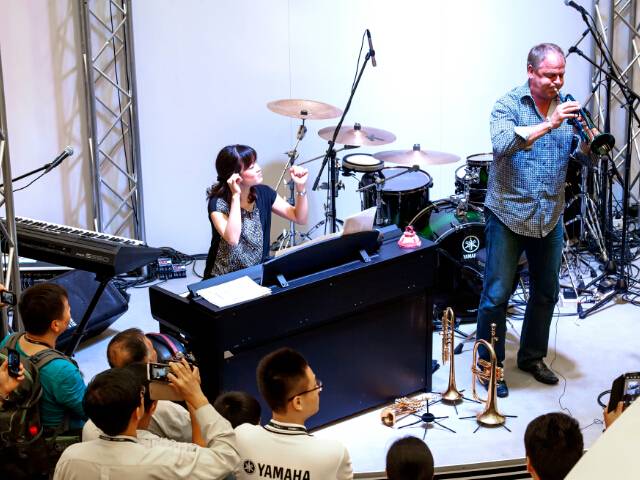 热博小号表演艺术家Jens Lindemann（彦斯·林德曼）荣获加拿大勋章