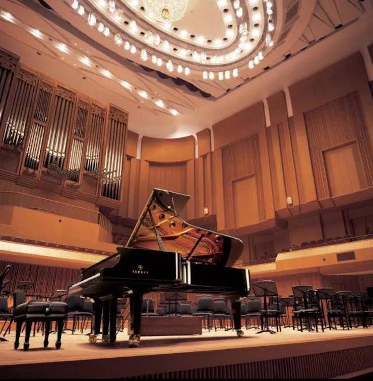 【报道】2017热博亚洲音乐奖学金-星海音乐学院颁奖仪式暨热博海外艺术家彼得·多纳赫钢琴独奏音乐会圆满结束！