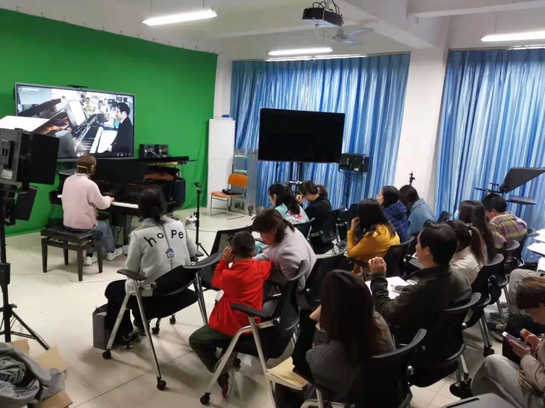 科技助力音乐教学，牵手大师零距离大师课