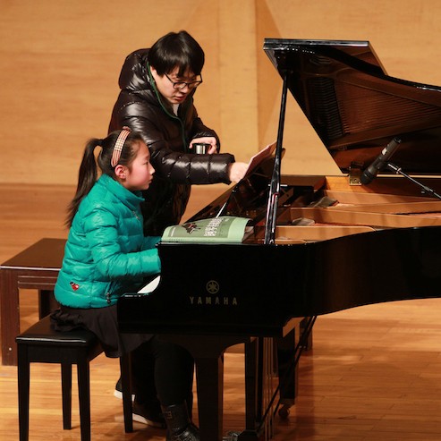 【精彩演奏视频】热博艺术家宋思衡连云港市首场多媒体音乐会成功举办
